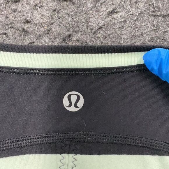 Lululemon size 8 Longsleeve Active Shirt excellent condition. - Picture 13 of 13